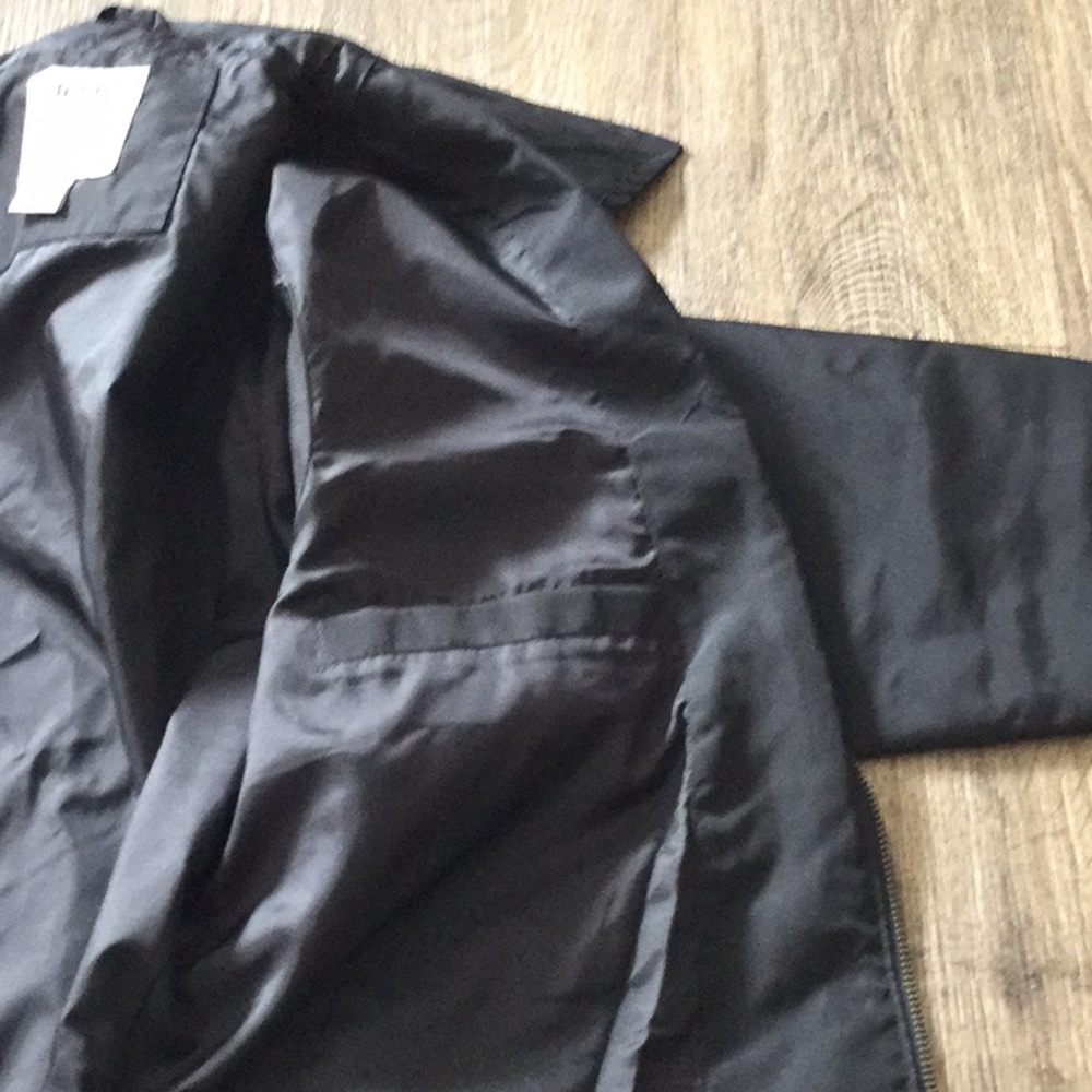 Jacket - Picture 3 of 6